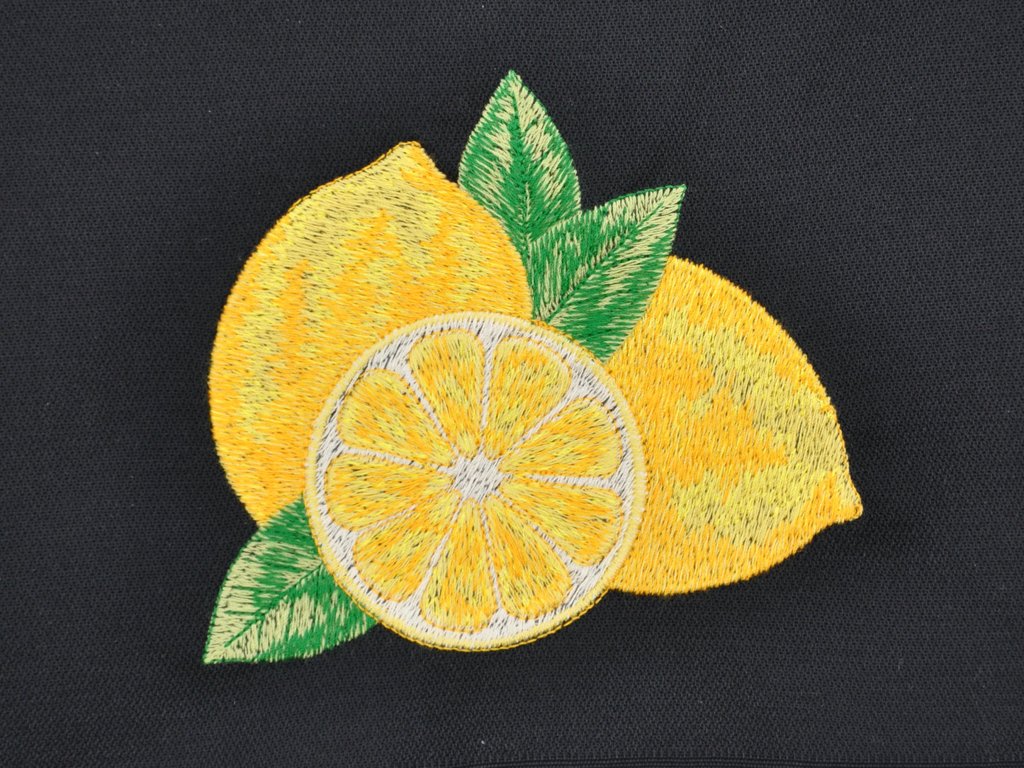 Geschirrtuch „Limone" handbestickt