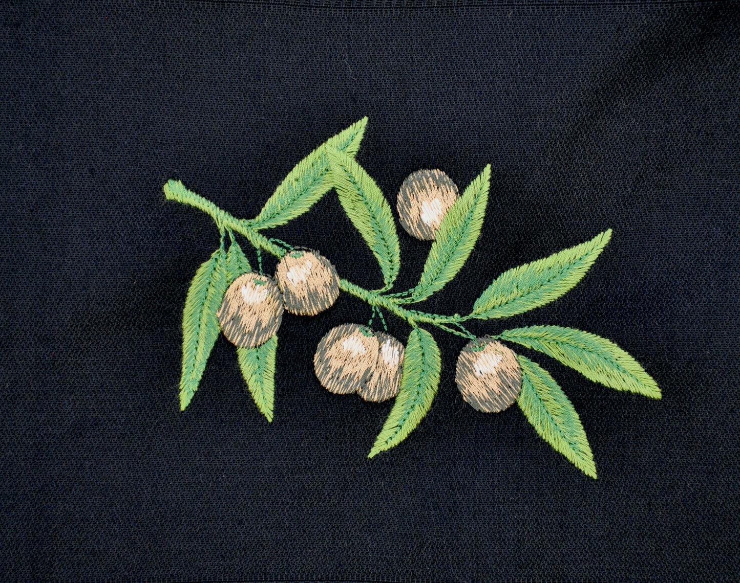 Geschirrtuch „Oliva" handbestickt