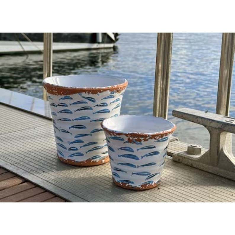 Duftkerze Citronella Fisch blau – Detailansicht blaues Fischmotiv